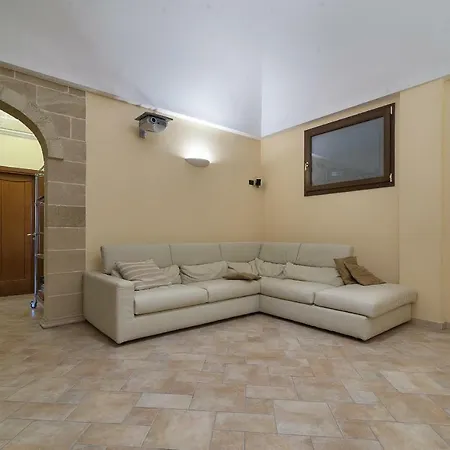 Gentileschi Villa *